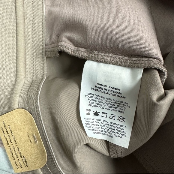 Nike Sportswear Tech Pack Mens Reflective Cargo Pants Size 34 Large DO4884-087 - Picture 15 of 15